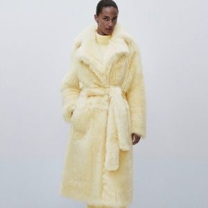 Massimo Dutti light yellow fur coat (reversible) NWT